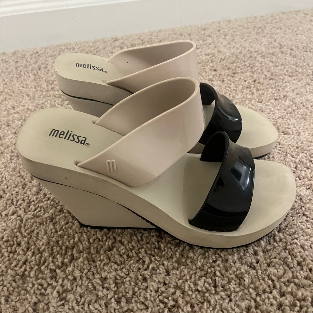 Melissa Two-Tone Black and Cream Wedges